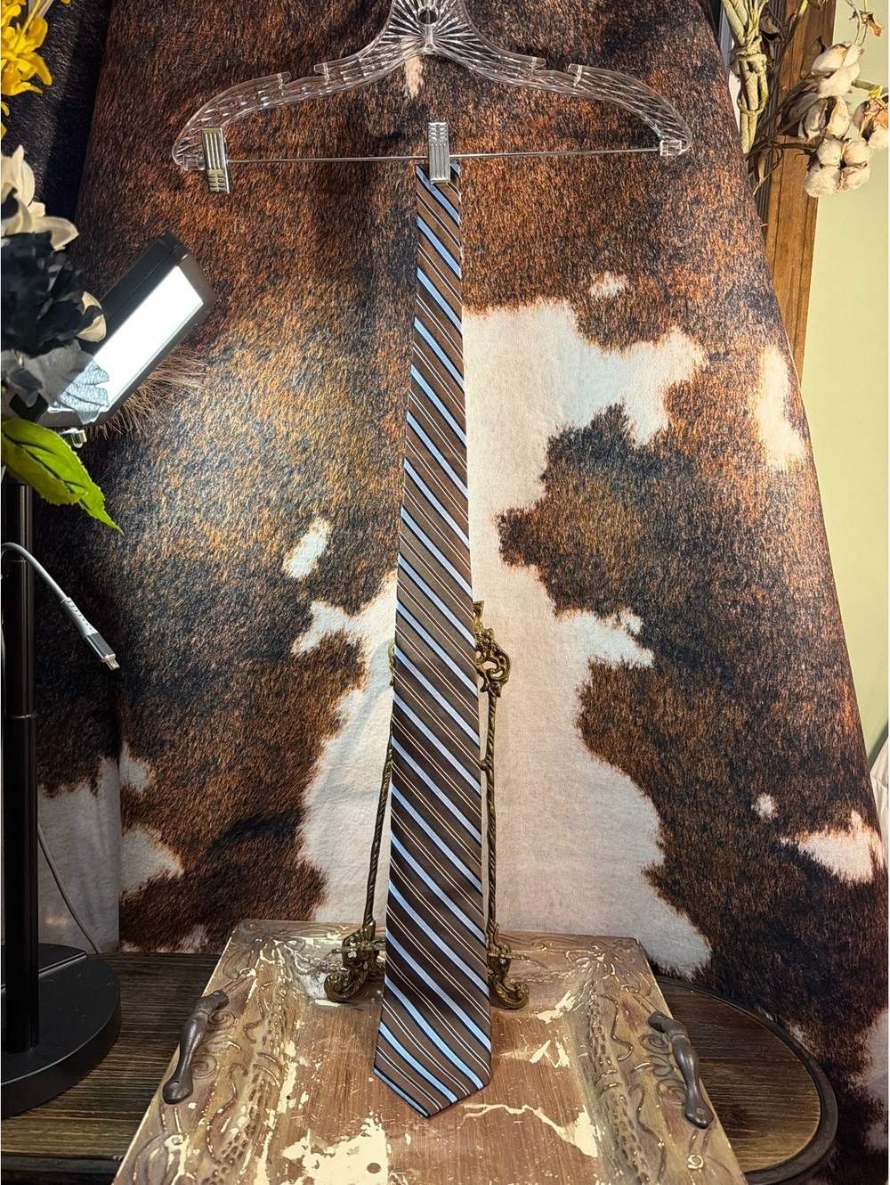 IZOD Men's Brown and Blue Striped Silk Tie